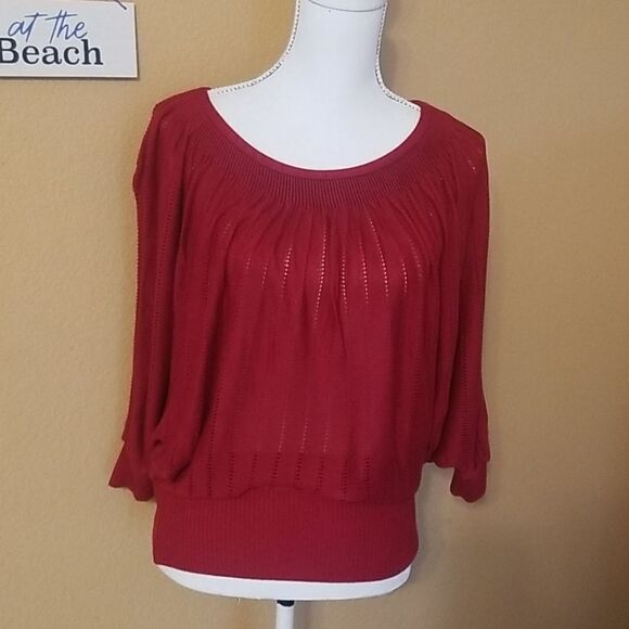 Beautiful Burgundy Sweater   - Picture 1 of 4